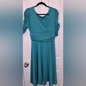 Teal Three Quarter Sleeve Mid Length Dress Size 10